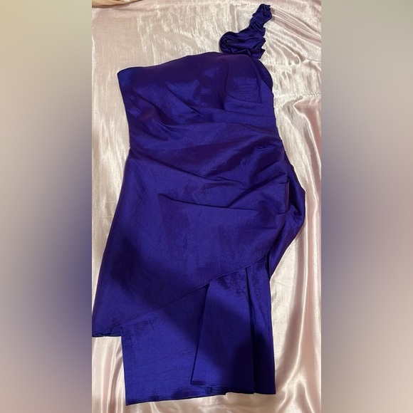 David Bridal Dress, only worn once - Picture 1 of 4